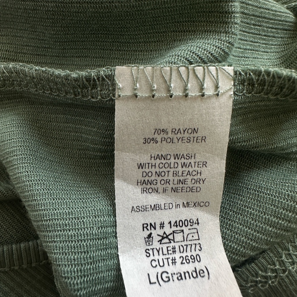 See You Monday Juniors size L Dress - Picture 4 of 4